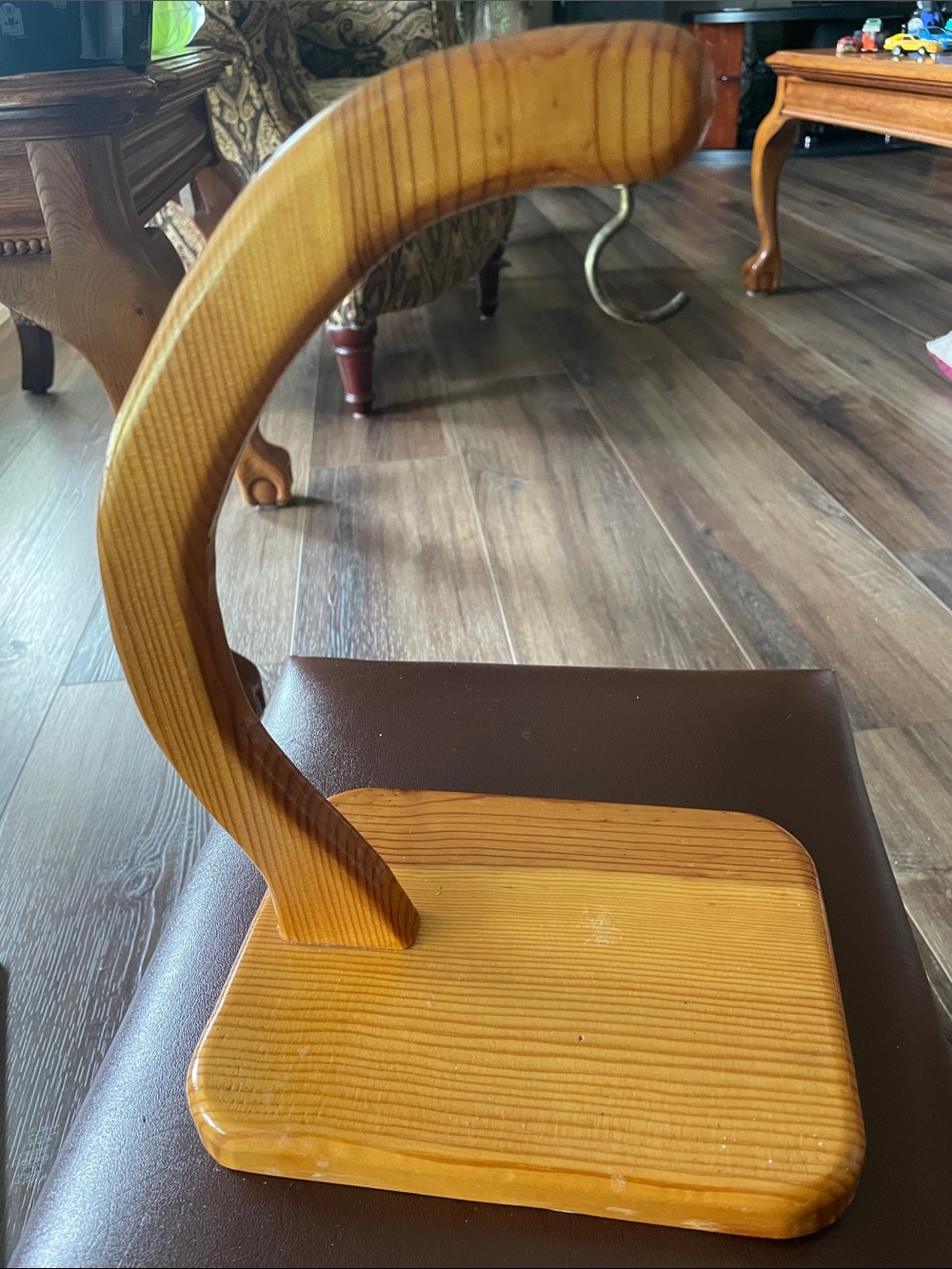 VTG Wooden Banana Holder